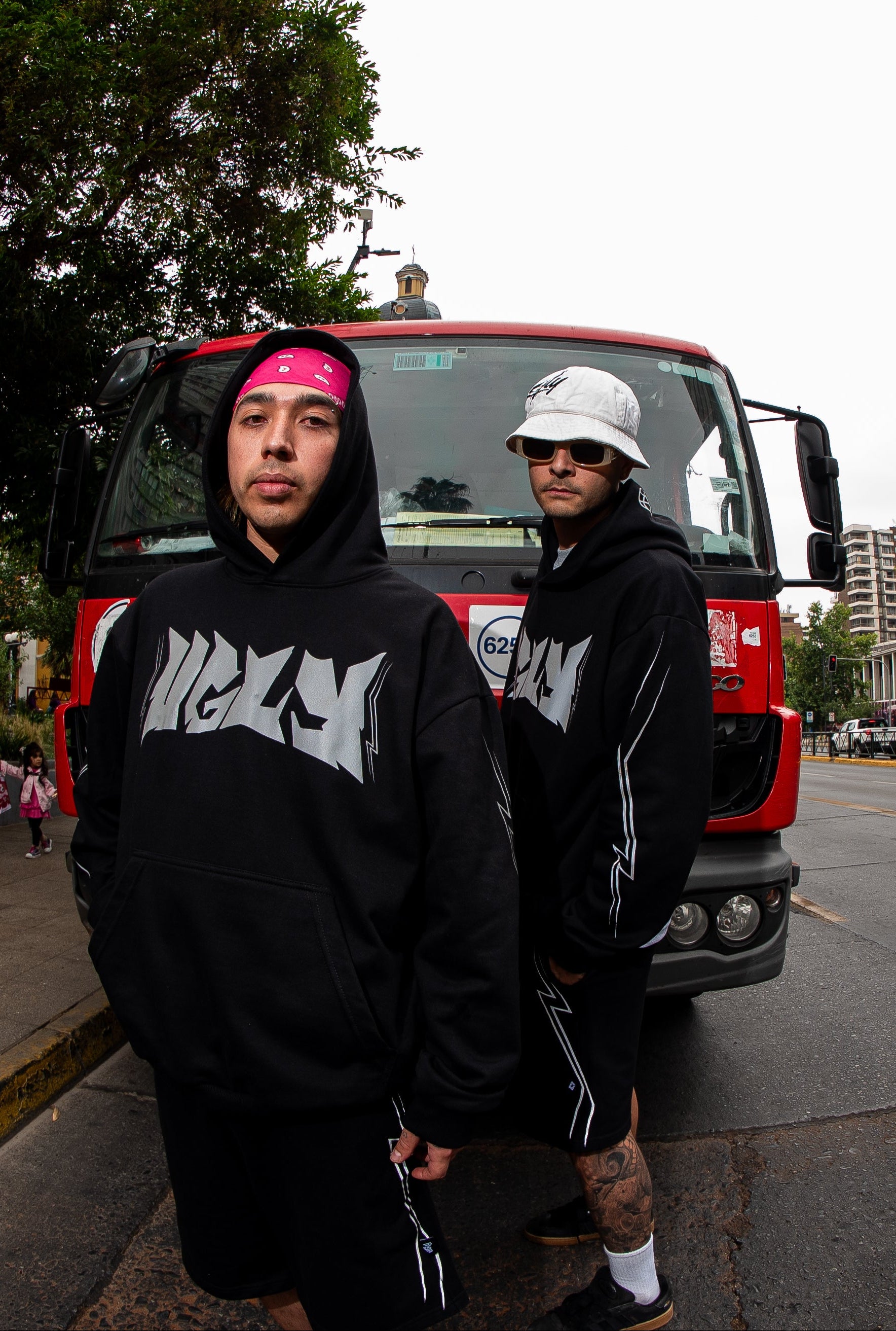Black Reflex Hoodie – UGLYSHOP.CL